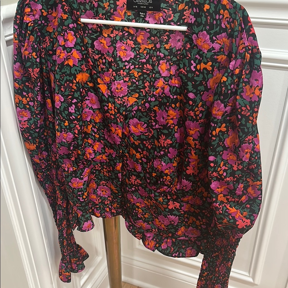 Floral Women's Top - Black and Pink